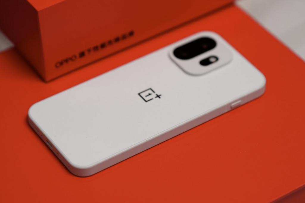 OnePlus 15T 5